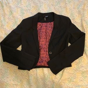 Sleek Cropped Blazer